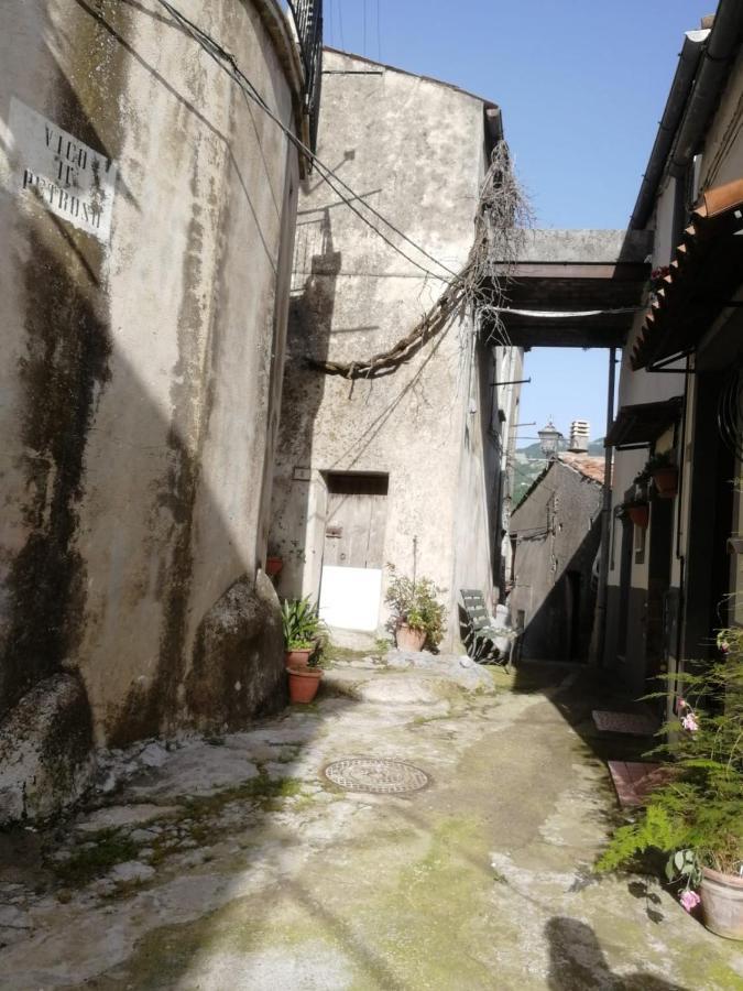 Casa- Vacanza Giro' Aieta Esterno foto