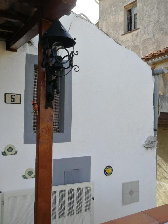 Casa- Vacanza Giro' Aieta Esterno foto