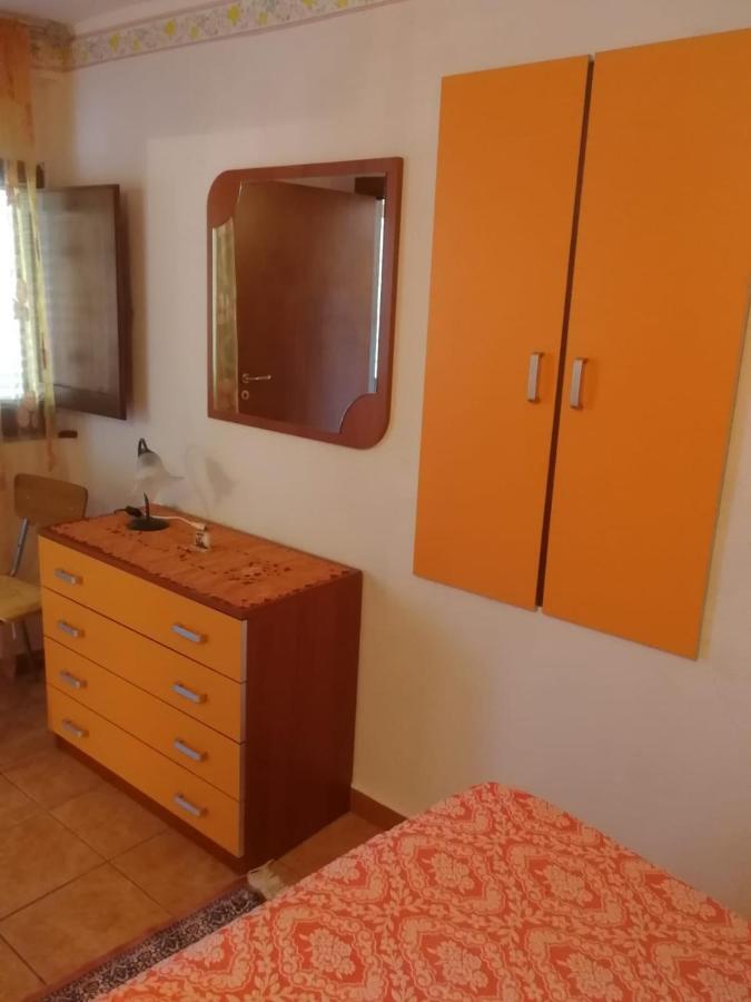Casa- Vacanza Giro' Aieta Esterno foto