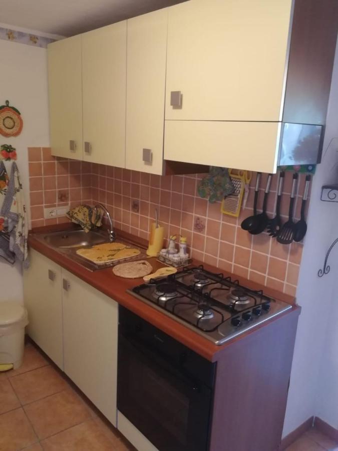 Casa- Vacanza Giro' Aieta Esterno foto