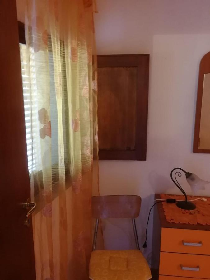 Casa- Vacanza Giro' Aieta Esterno foto
